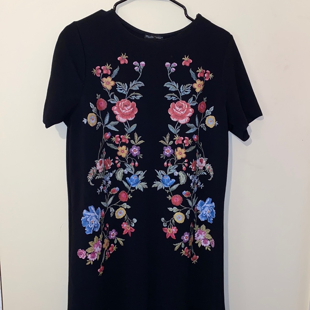 Zara rubberized floral dress in black